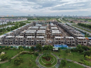 Tổng quan dự án Sol Garden T7/2026: Khu thấp tầng tăng tốc thi công, từng bước hoàn thiện diện mạo đô thị Tổng quan dự án Sol Garden T7/2026: Khu thấp tầng tăng tốc thi công, từng bước hoàn thiện diện mạo đô thị